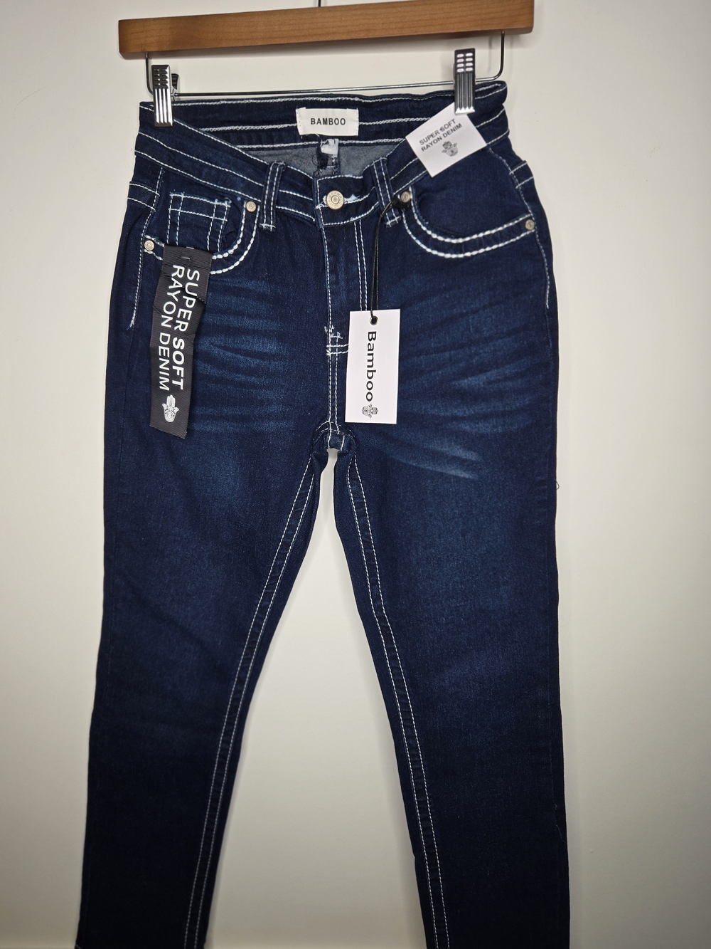 NWT Bamboo Super Soft Rayon Denim Dark Wash Skinny Jeans Thick White Stitching 7 - Picture 2 of 13